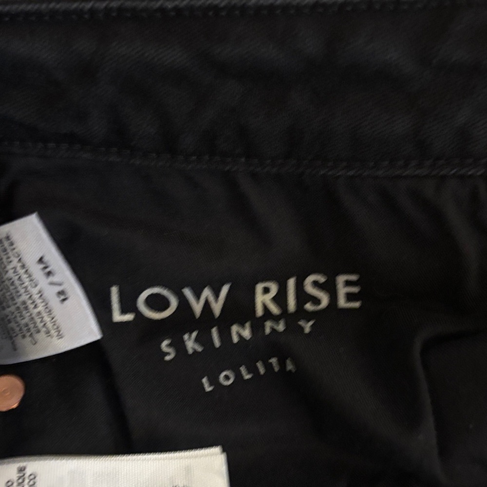 NWOT! Lucky brand  Dark Black Skinny Jeans - Picture 4 of 4